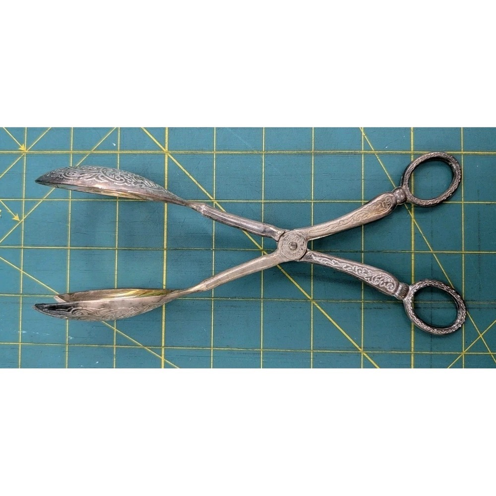 Vintage Silver Plate Salad Tongs Fork Spoon Combo 8.5" Set of 1
